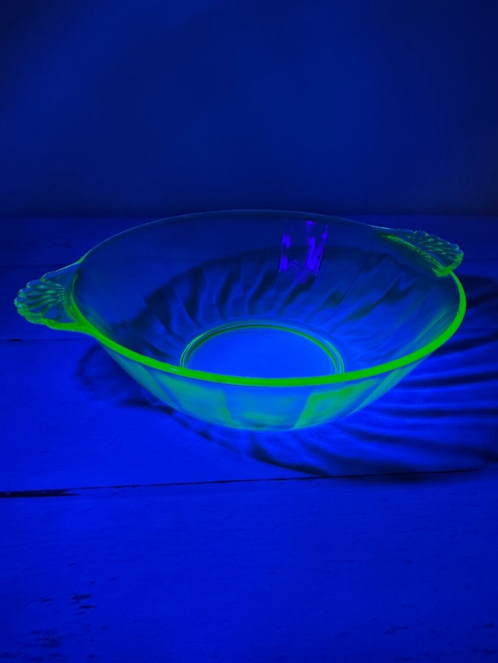 Anchor Hocking Vaseline Uranium Glass Bowl Green Depression Glass